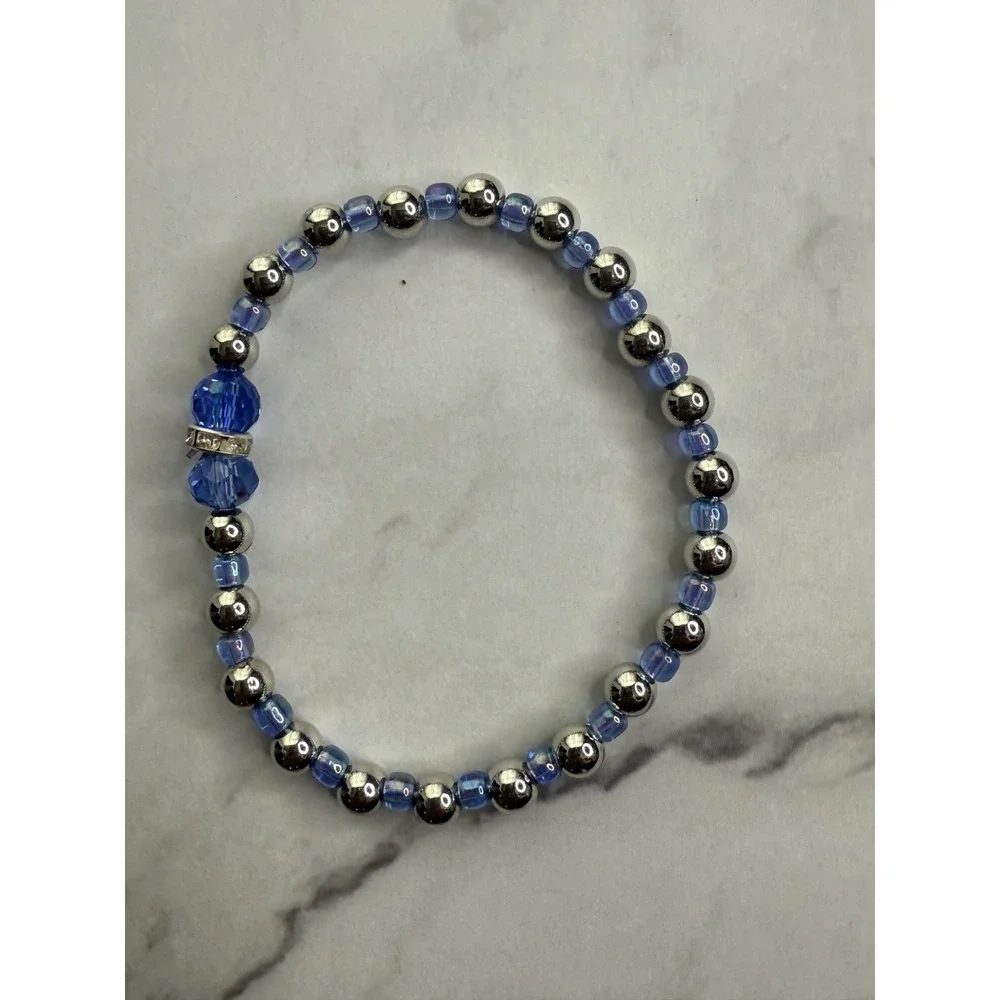 handmade beaded dangle earrings and bracelet set blue and silver tone‎
